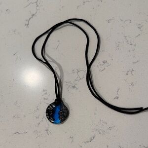 Elegant Black and Blue Pendant Necklace